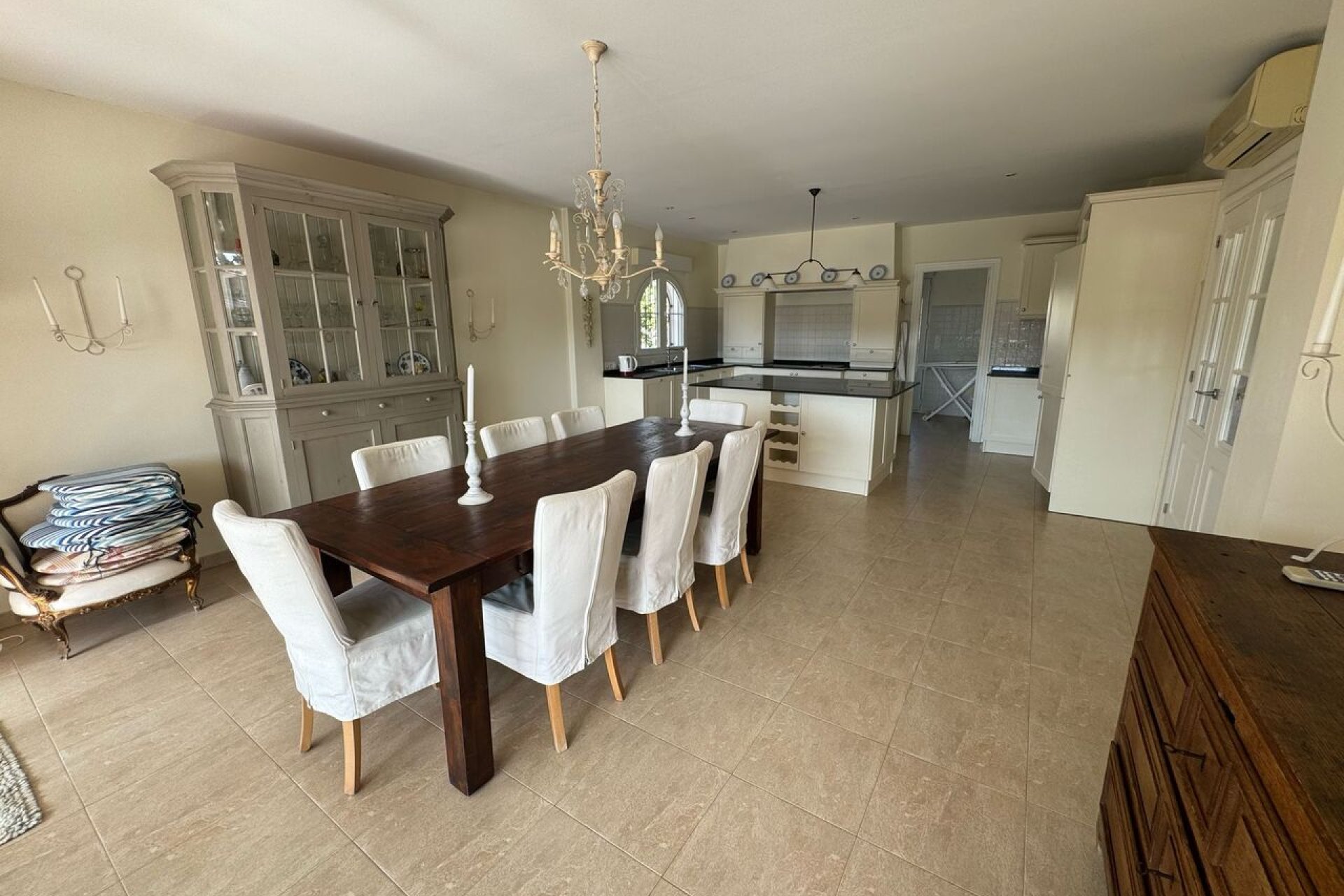 Herverkoop - Villa -
Playa Flamenca - Costa Blanca