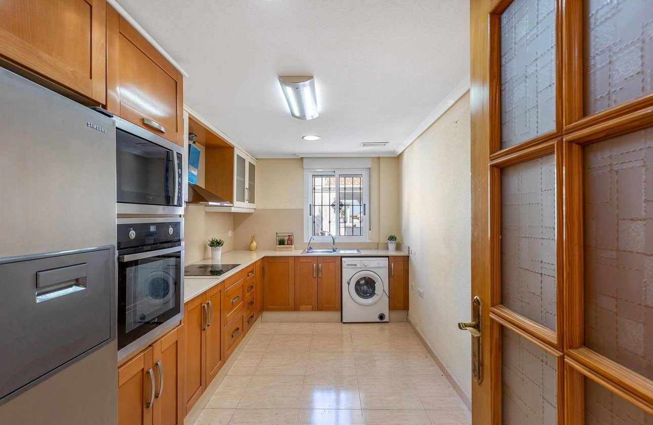 Herverkoop - Villa -
Rojales - Campo De Golf La Marquesa