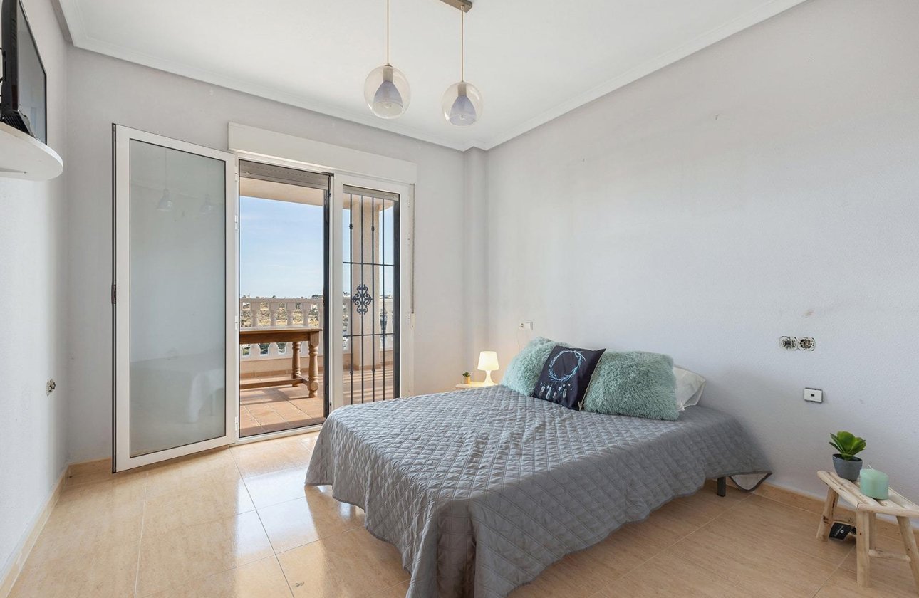 Herverkoop - Villa -
Rojales - Campo De Golf La Marquesa