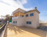 Herverkoop - Villa -
Rojales - Campo De Golf La Marquesa