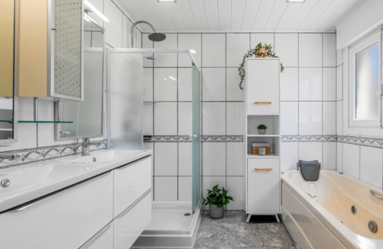 Herverkoop - Villa -
Rojales - Ciudad Quesada