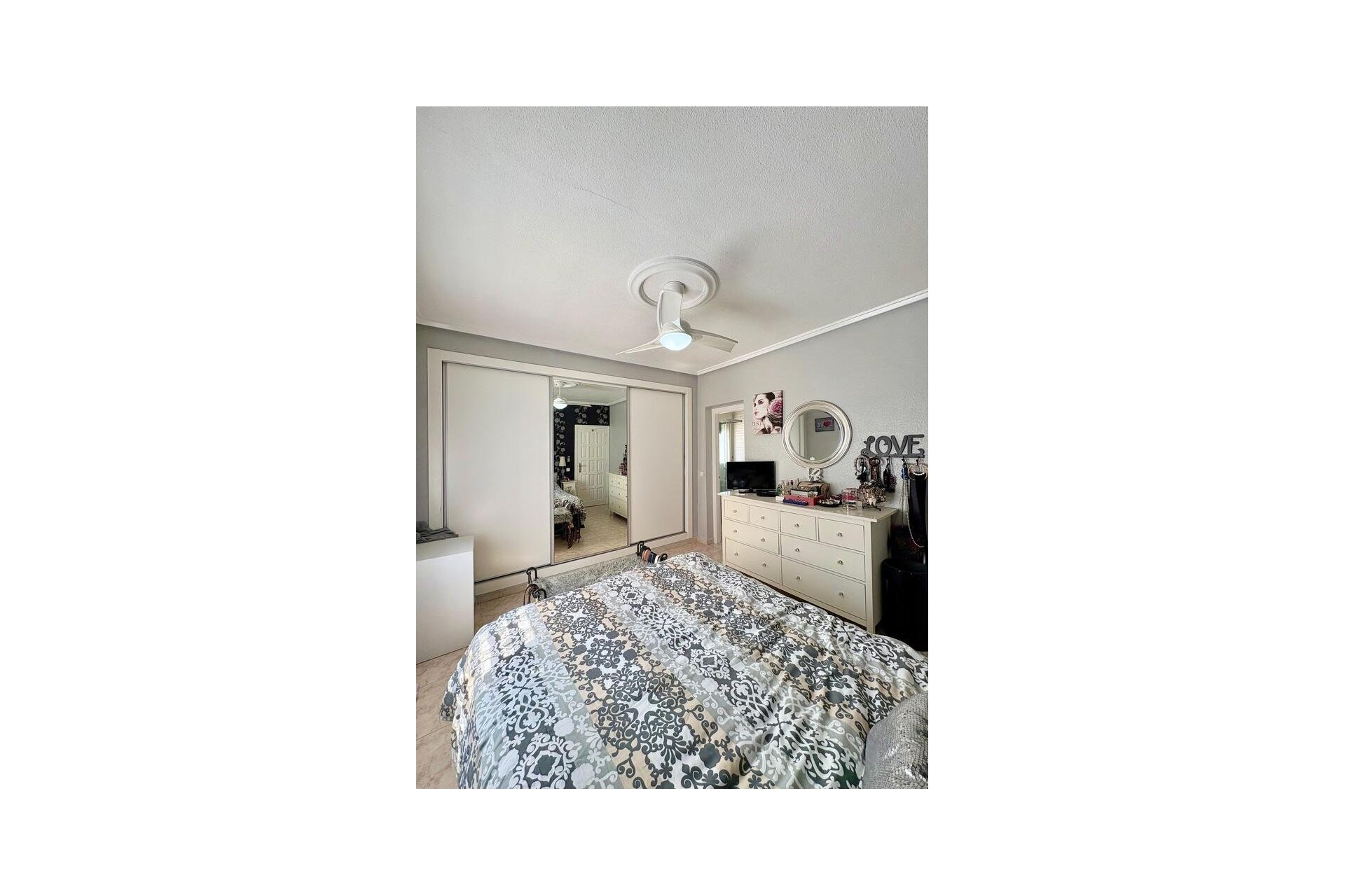 Herverkoop - Villa -
Rojales - Costa Blanca