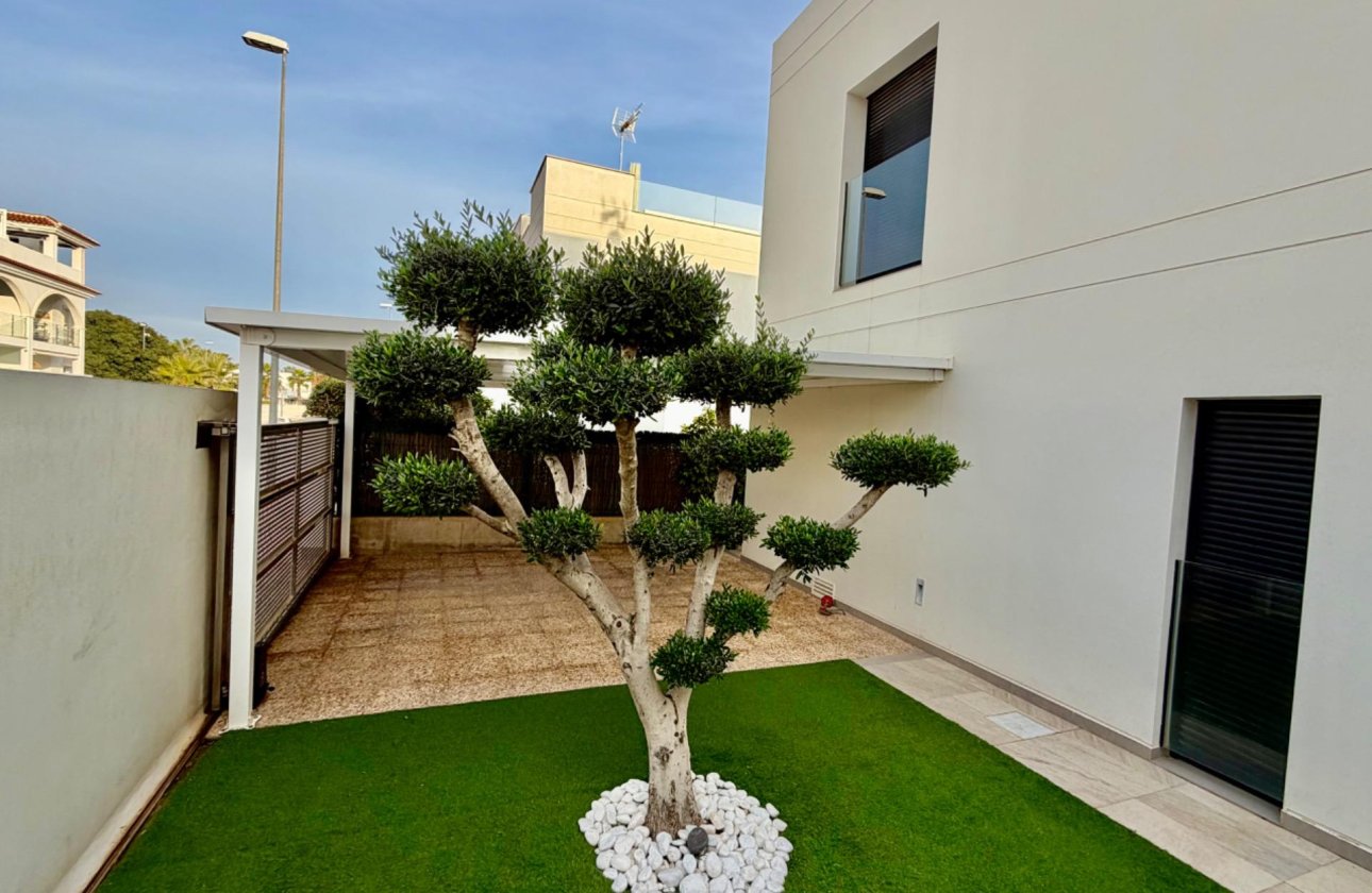 Herverkoop - Villa -
Rojales - Cuidad Quesada