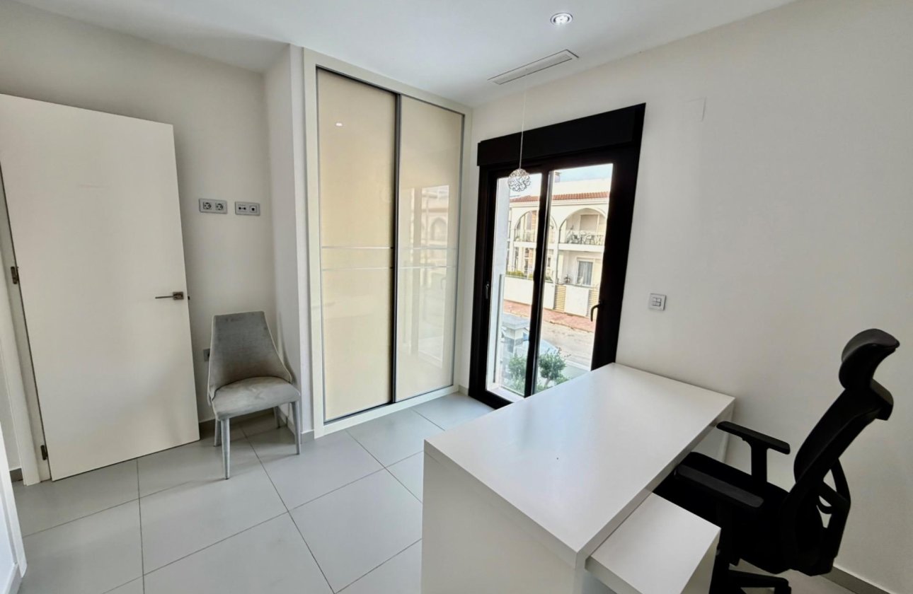 Herverkoop - Villa -
Rojales - Cuidad Quesada