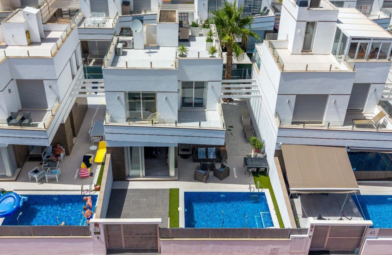 Herverkoop - Villa -
Rojales - Doña Pepa