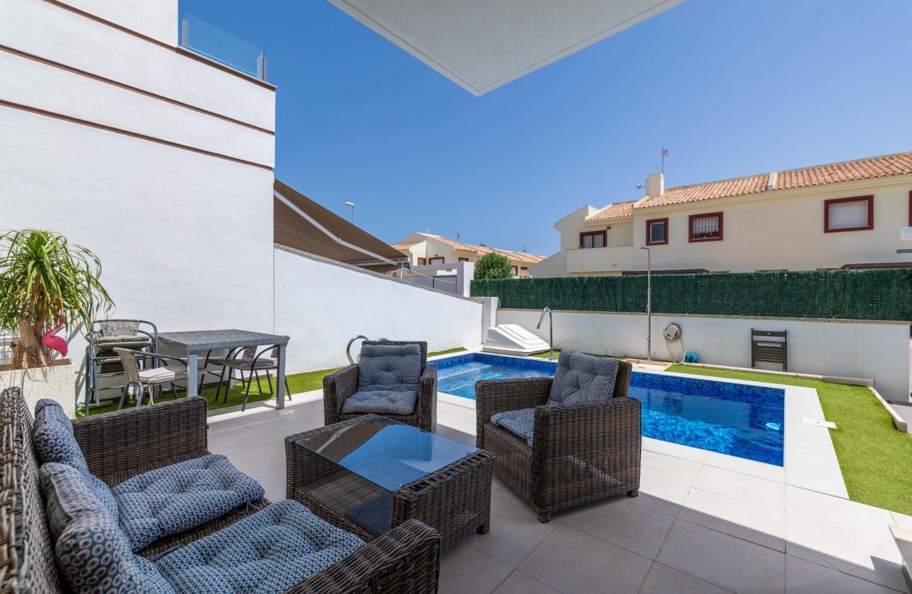Herverkoop - Villa -
Rojales - Doña Pepa