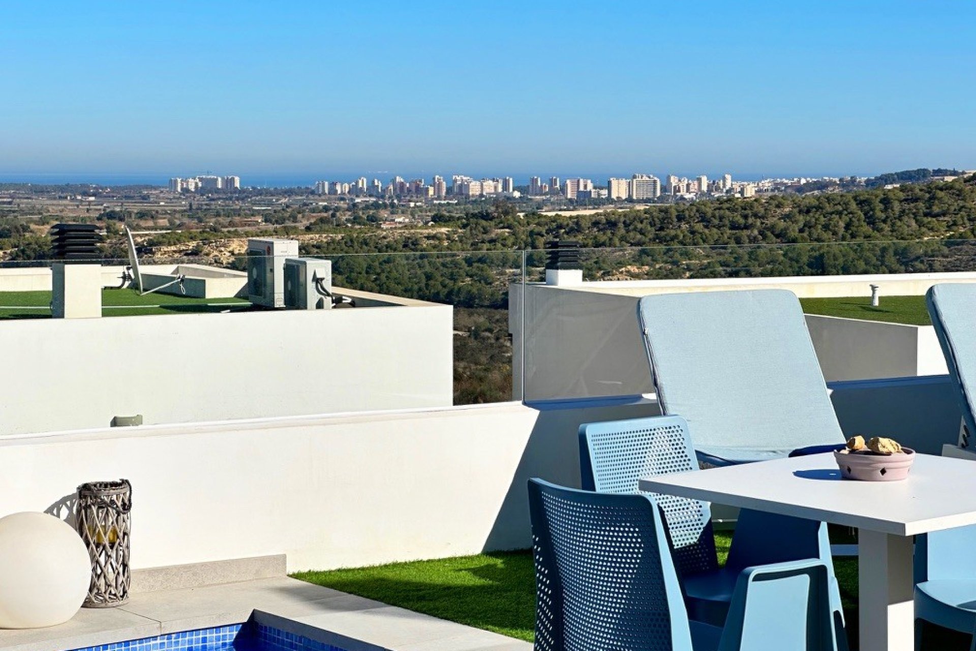 Herverkoop - Villa -
Rojales - Inland