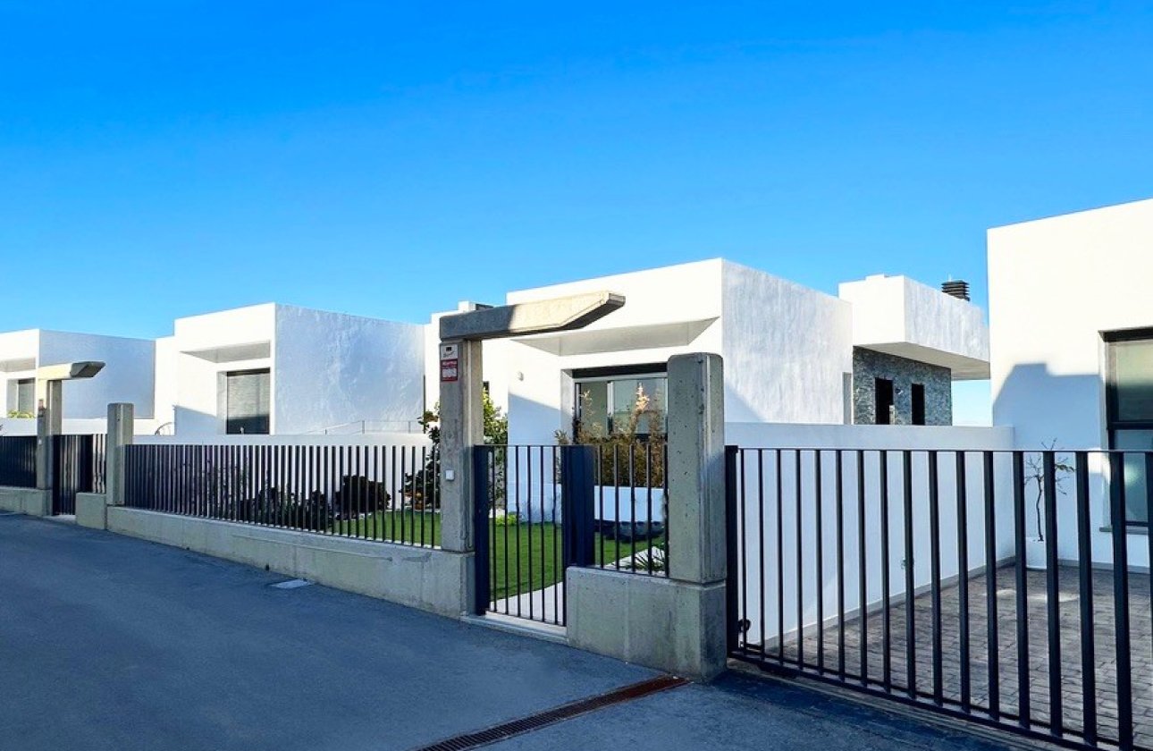 Herverkoop - Villa -
Rojales - Inland