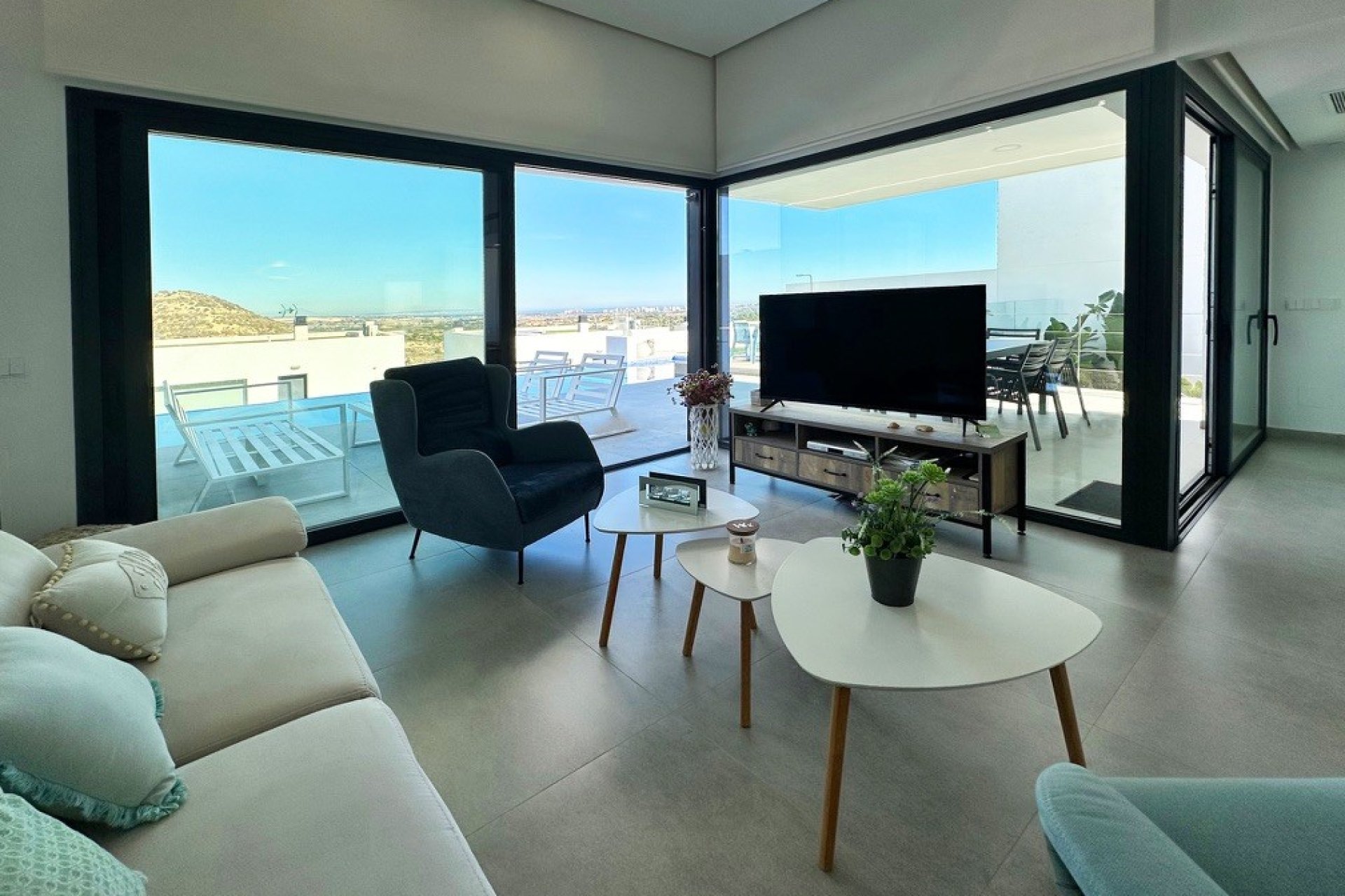 Herverkoop - Villa -
Rojales - Inland