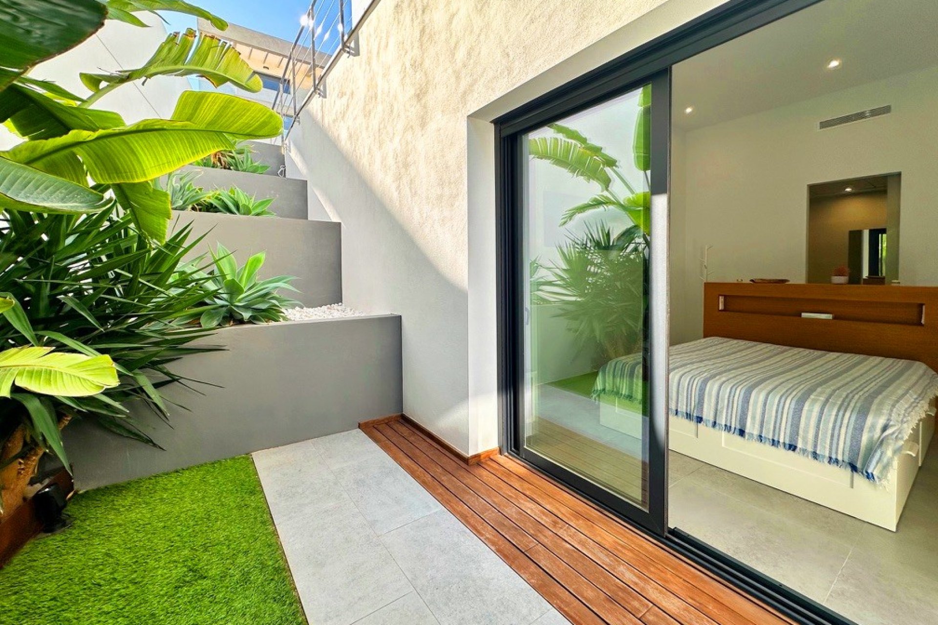 Herverkoop - Villa -
Rojales - Inland