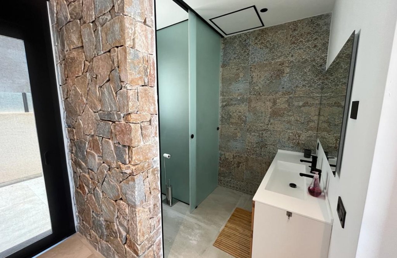 Herverkoop - Villa -
Rojales - Inland