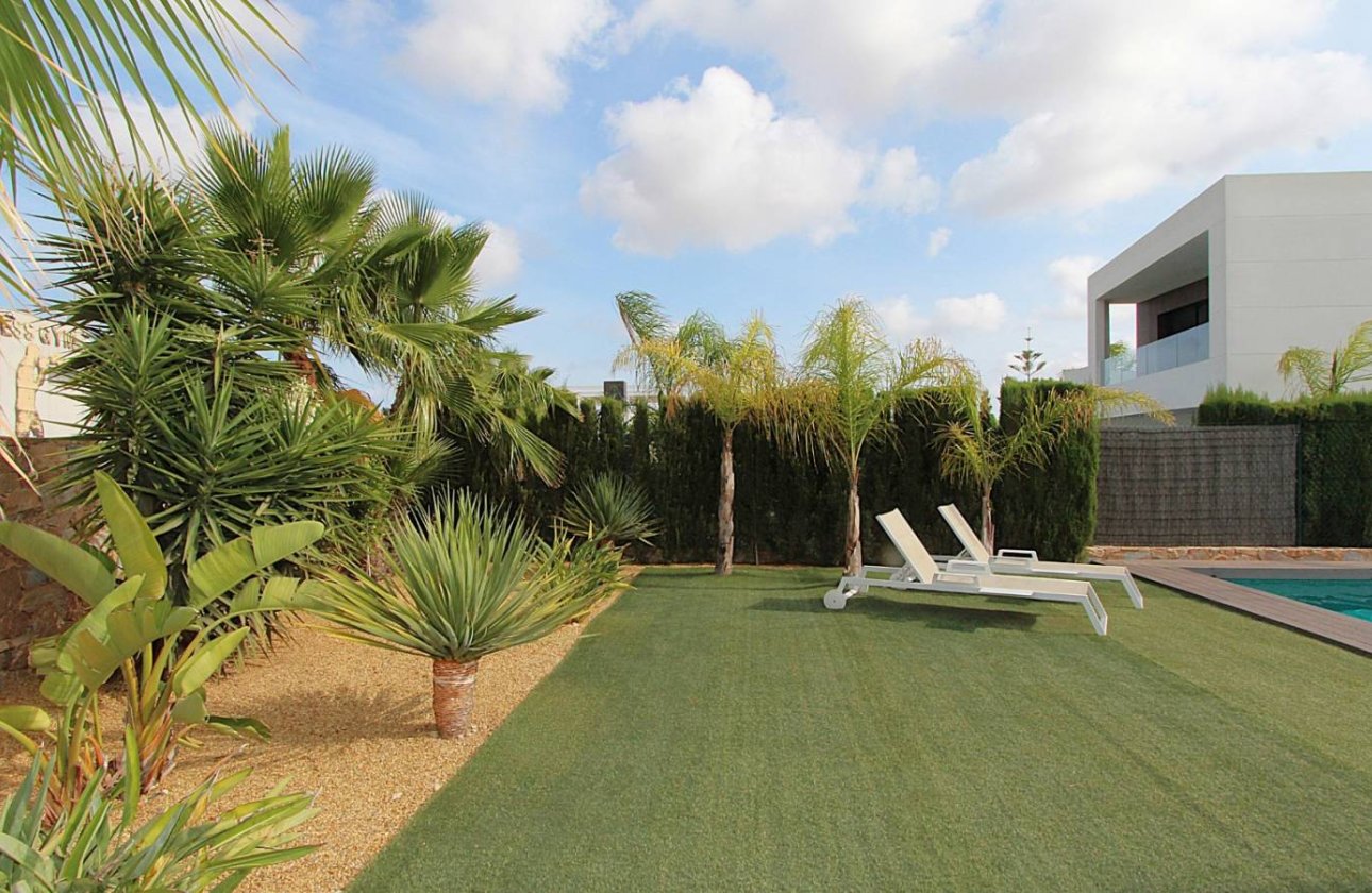 Herverkoop - Villa -
Rojales - Inland