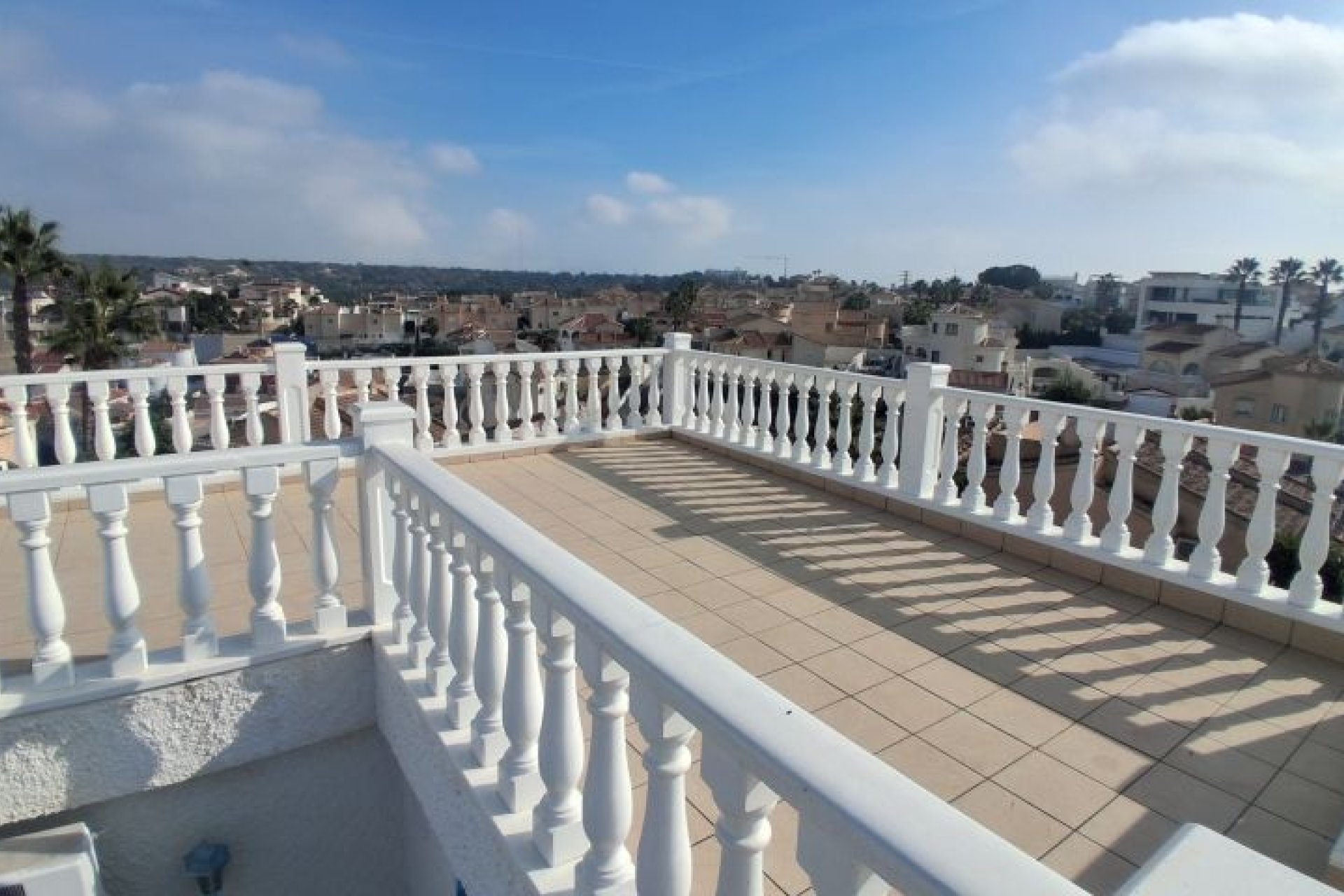 Herverkoop - Villa -
Rojales - Inland