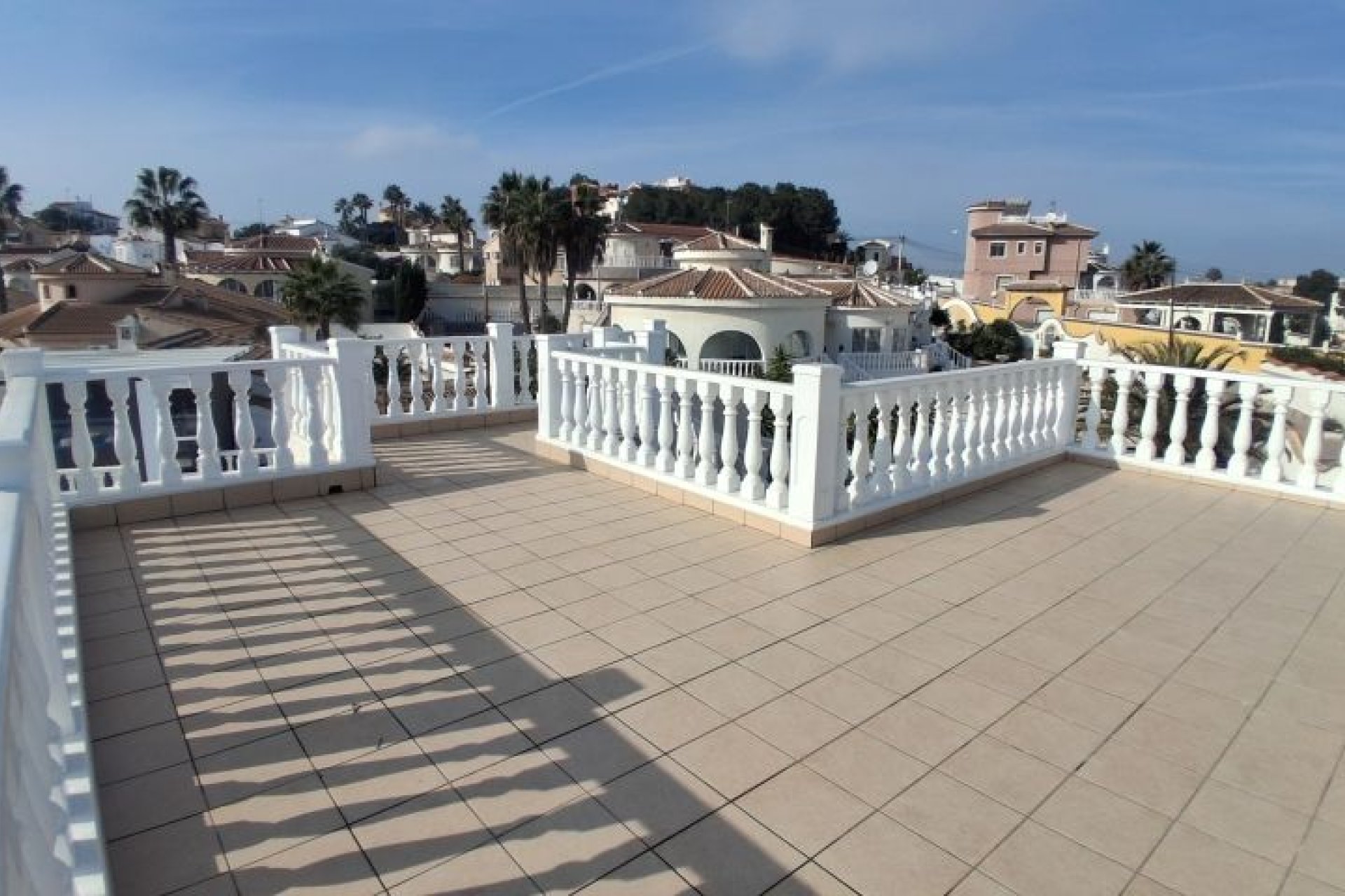 Herverkoop - Villa -
Rojales - Inland