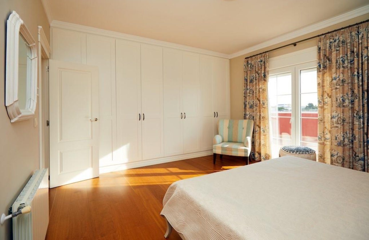 Herverkoop - Villa -
Rojales - Inland