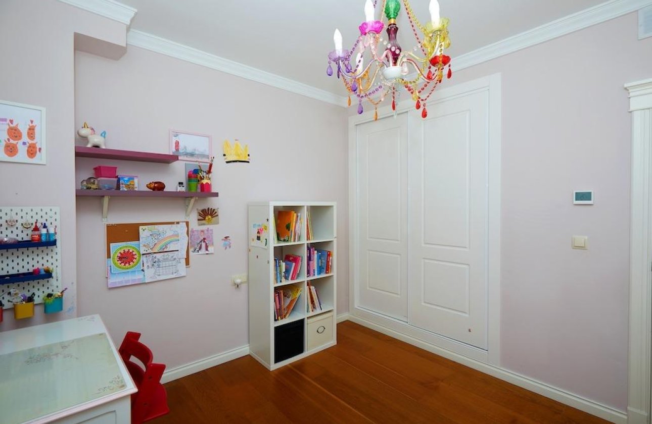 Herverkoop - Villa -
Rojales - Inland