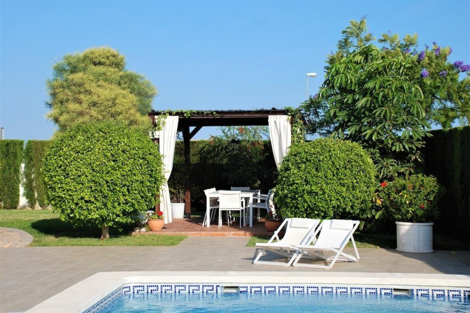 Herverkoop - Villa -
Rojales - Inland