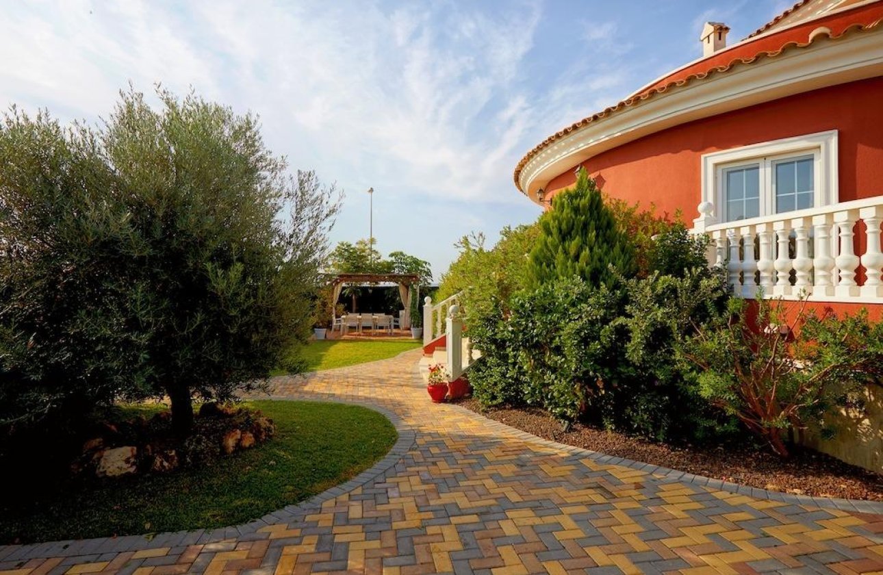 Herverkoop - Villa -
Rojales - Inland