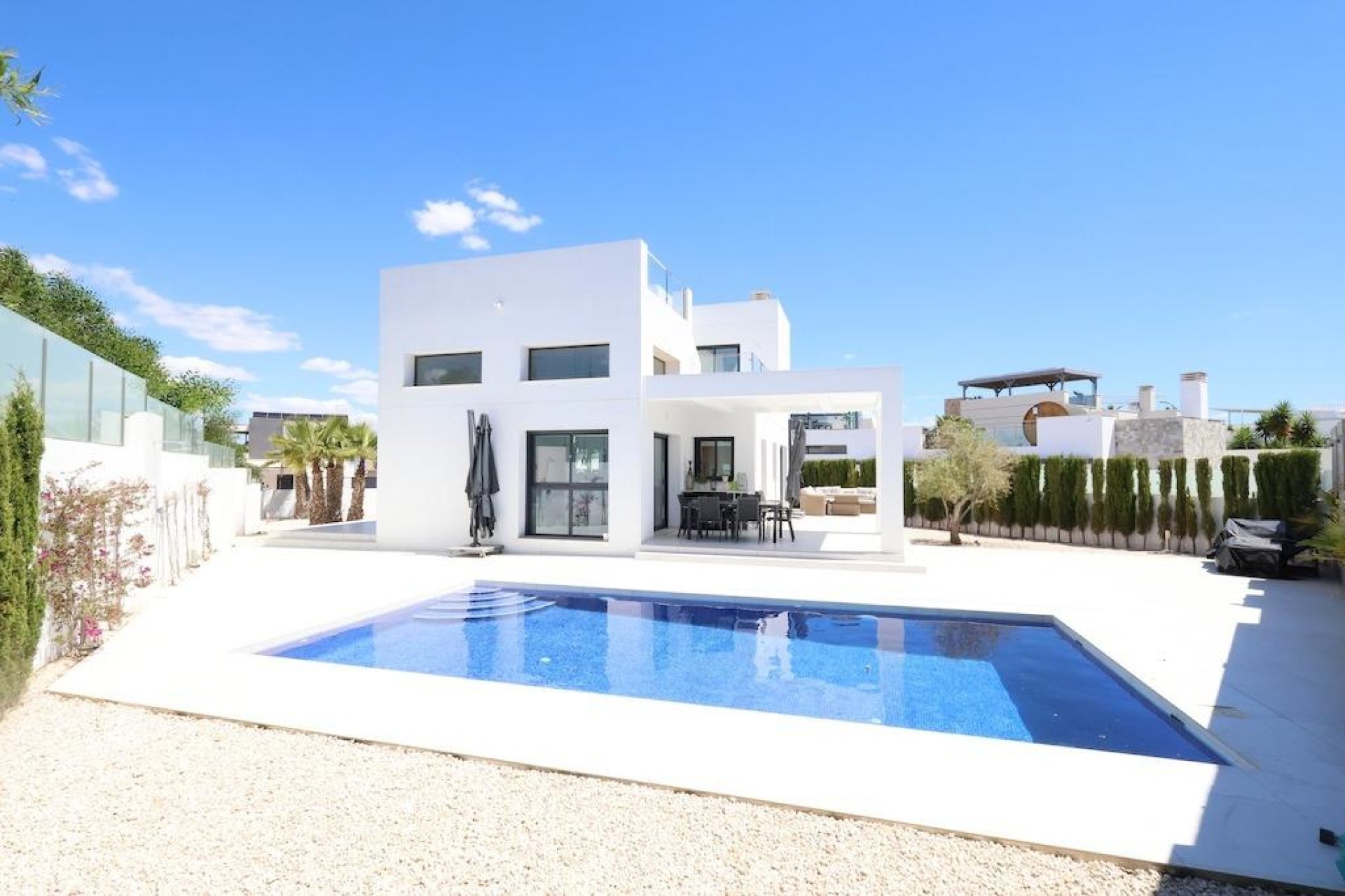 Herverkoop - Villa -
Rojales - Inland