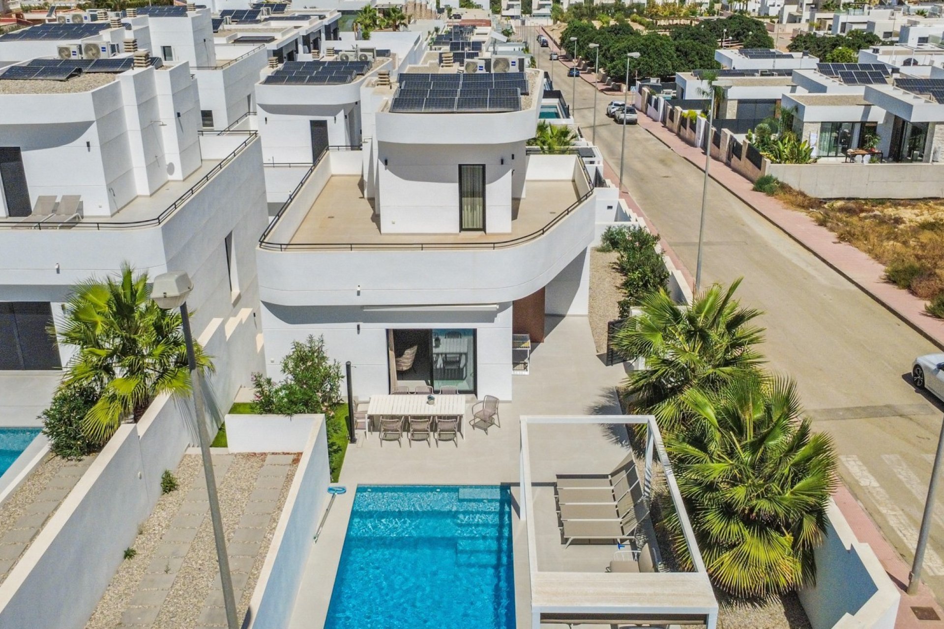 Herverkoop - Villa -
Rojales - Inland