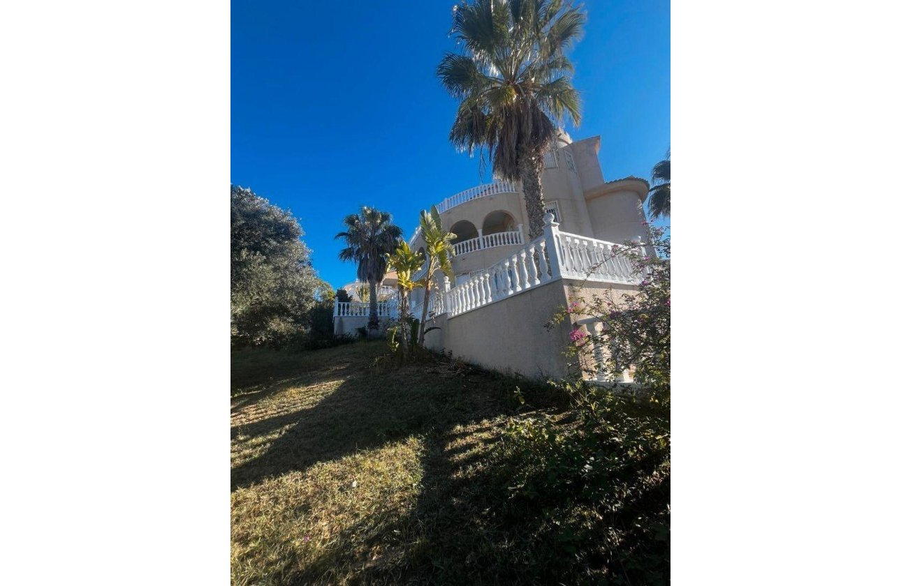 Herverkoop - Villa -
Rojales - La Marquesa