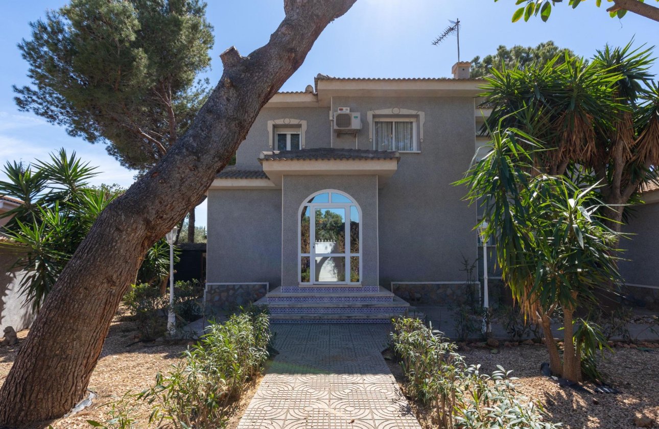 Herverkoop - Villa -
Rojales - Pueblo Bravo