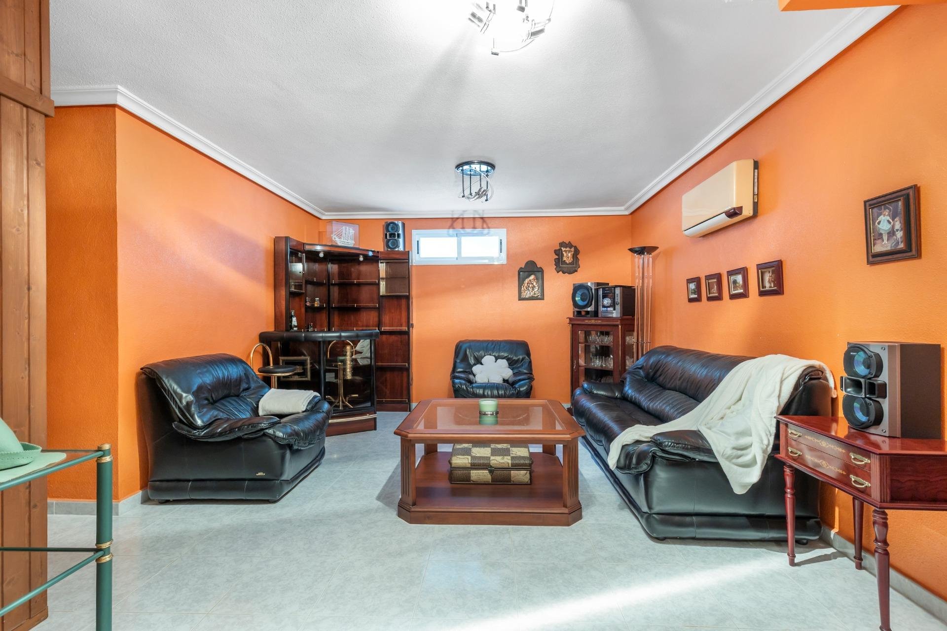 Herverkoop - Villa -
Rojales - Pueblo Bravo