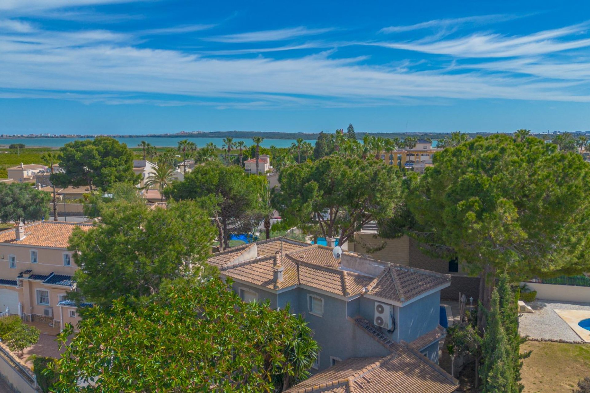 Herverkoop - Villa -
Rojales - Pueblo Bravo