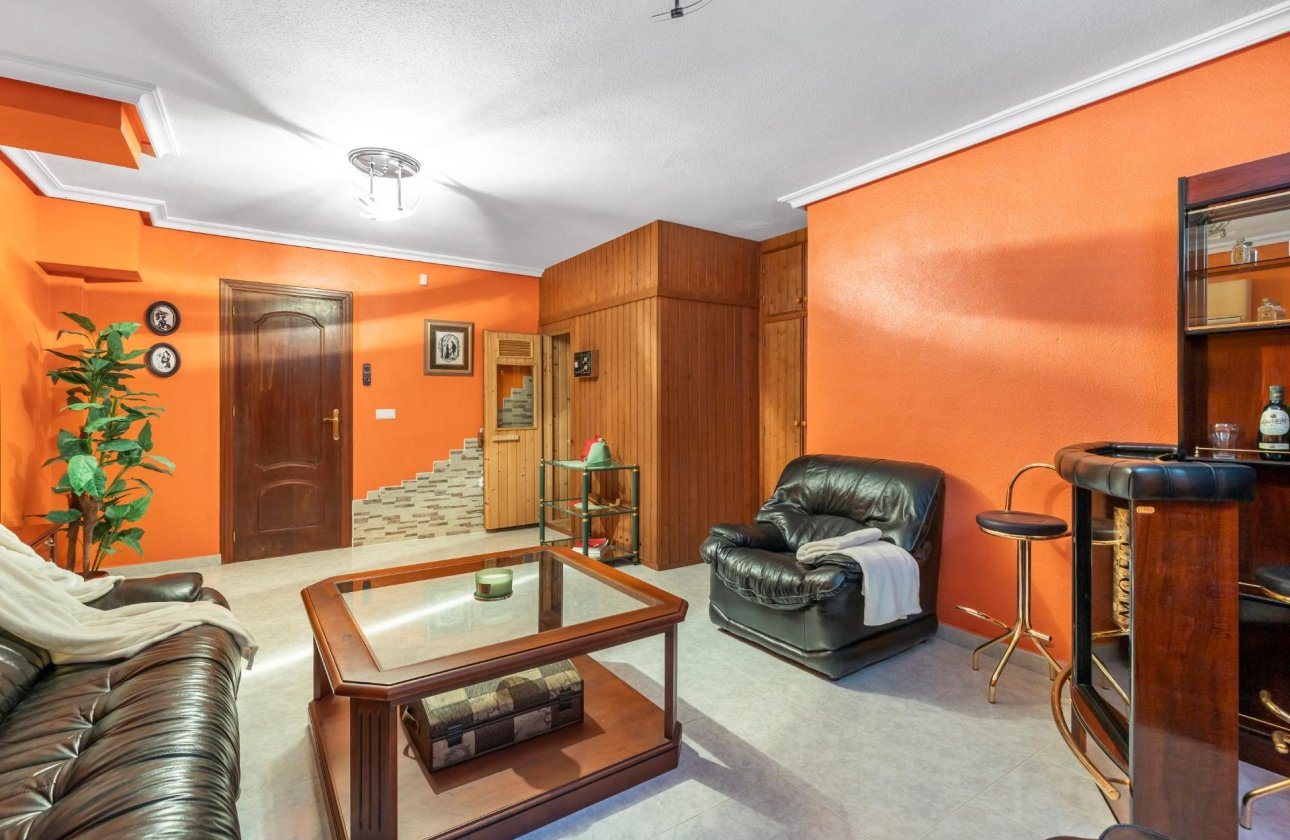 Herverkoop - Villa -
Rojales - Pueblo Bravo