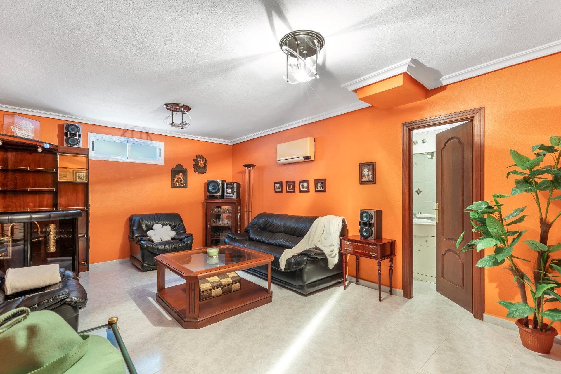 Herverkoop - Villa -
Rojales - Pueblo Bravo