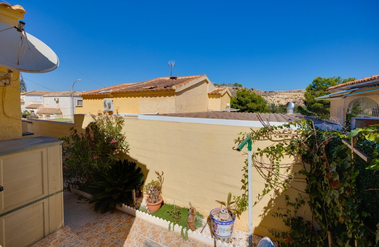 Herverkoop - Villa -
San Fulgencio - La Marina