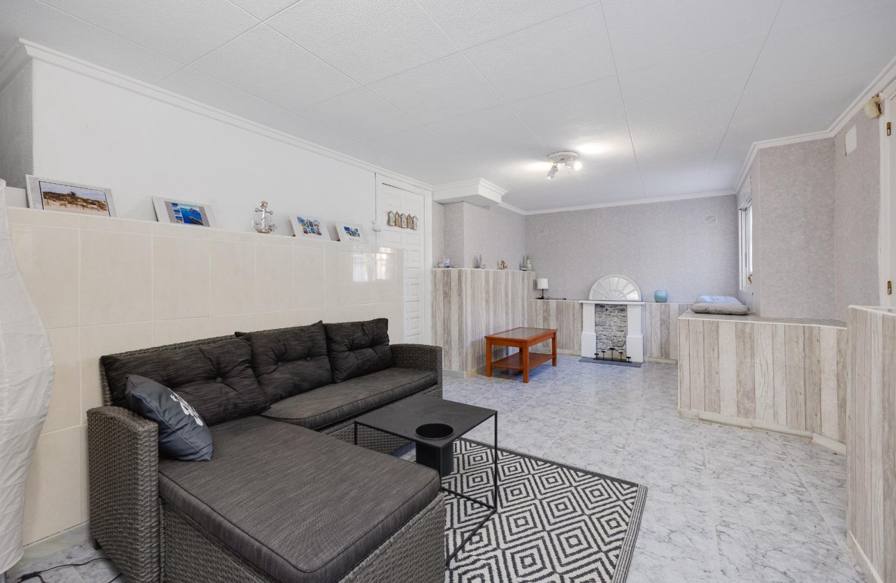 Herverkoop - Villa -
San Fulgencio - La Marina