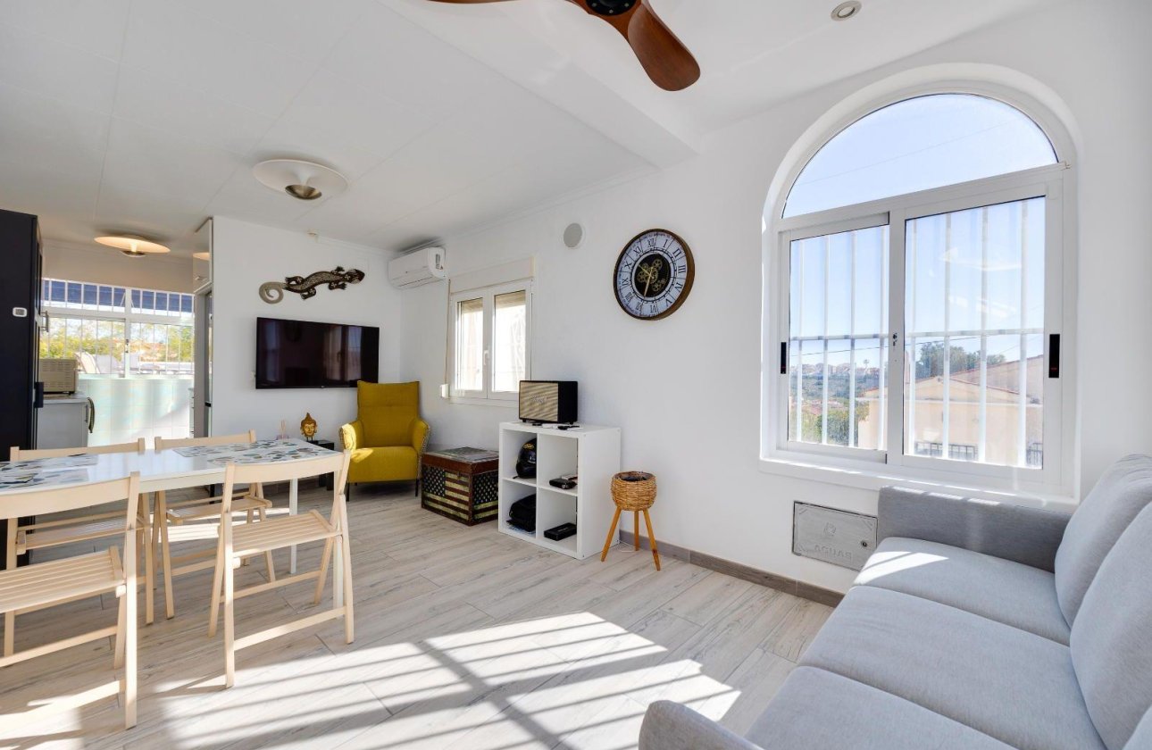 Herverkoop - Villa -
San Fulgencio - La Marina