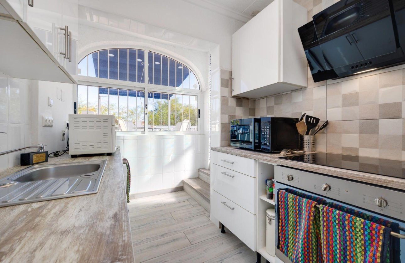 Herverkoop - Villa -
San Fulgencio - La Marina