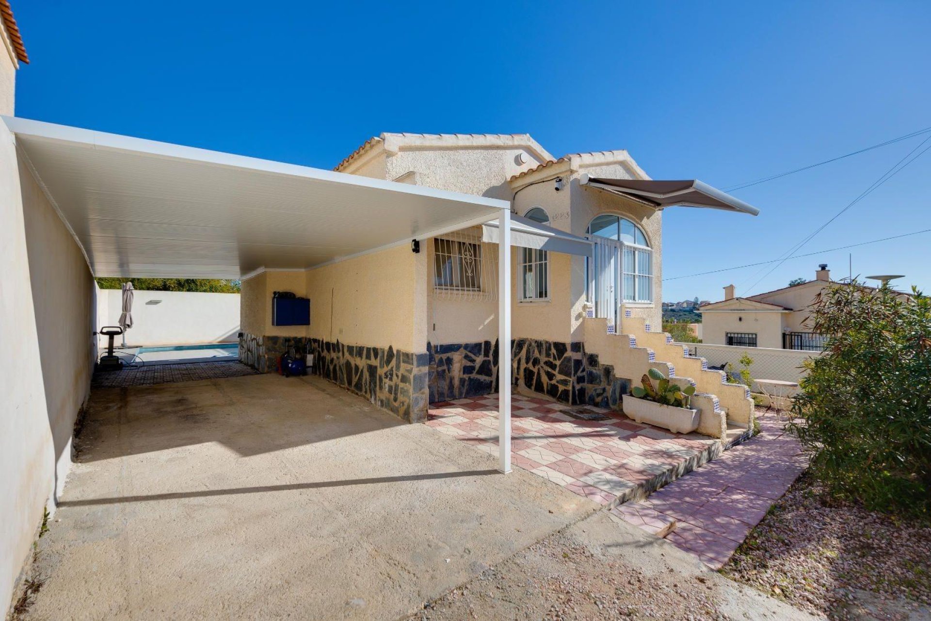 Herverkoop - Villa -
San Fulgencio - La Marina