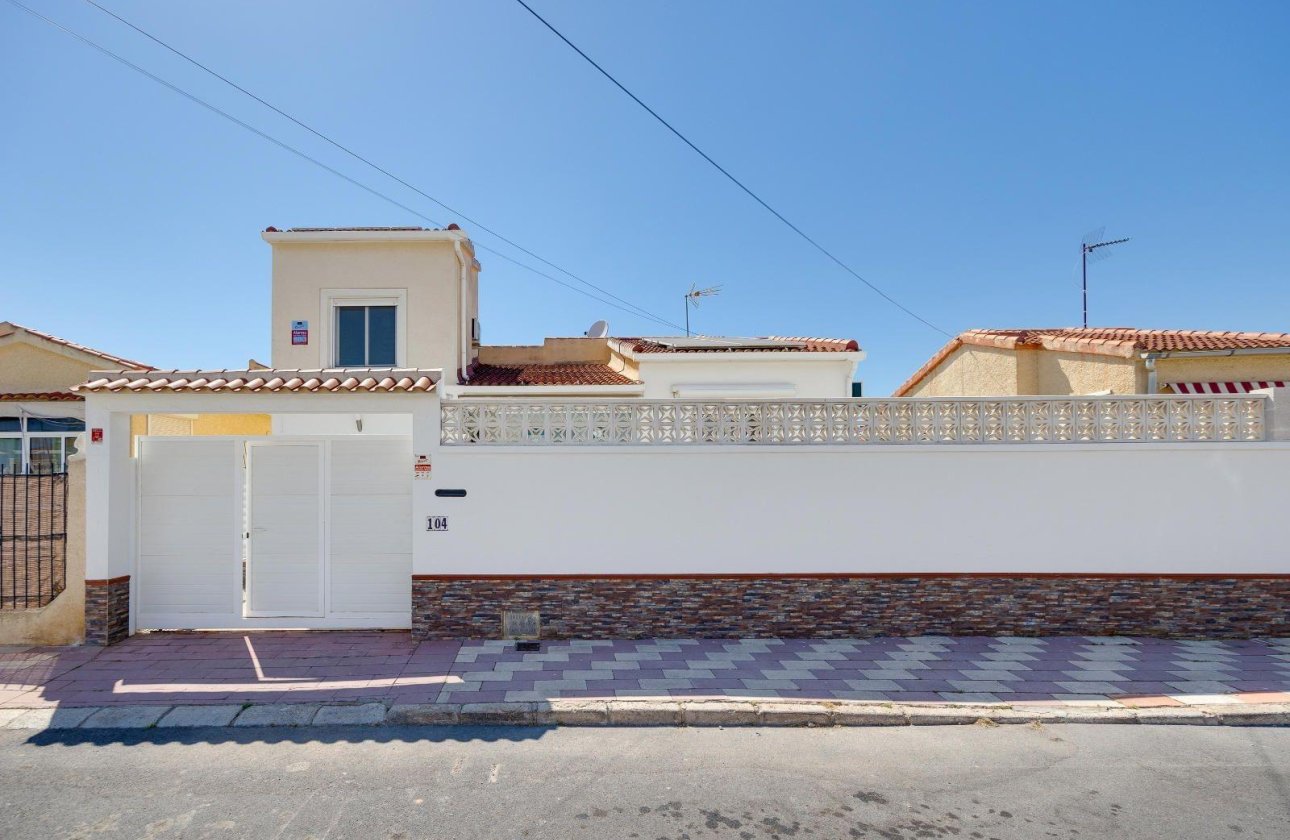 Herverkoop - Villa -
San Fulgencio - La Marina