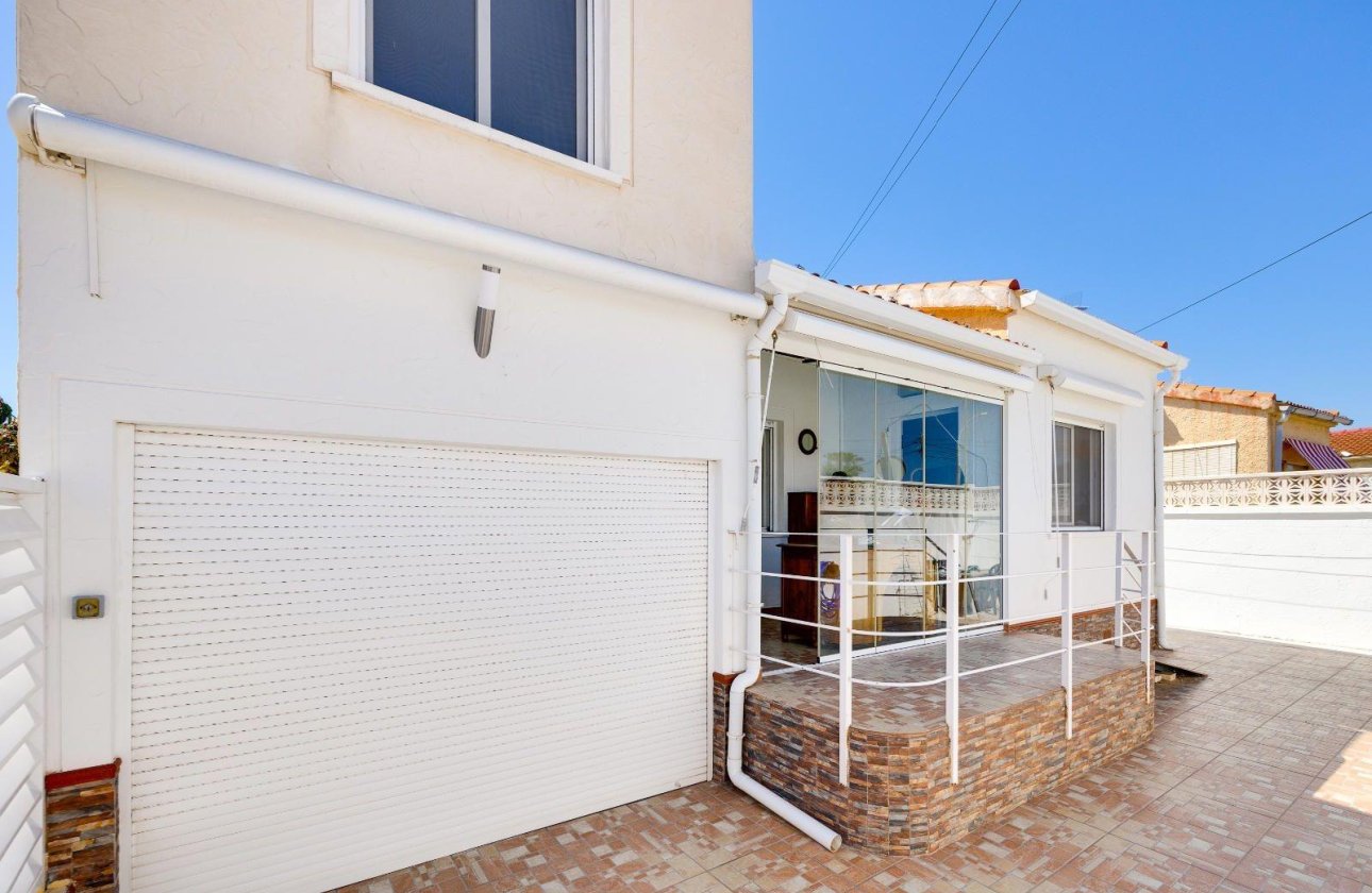 Herverkoop - Villa -
San Fulgencio - La Marina