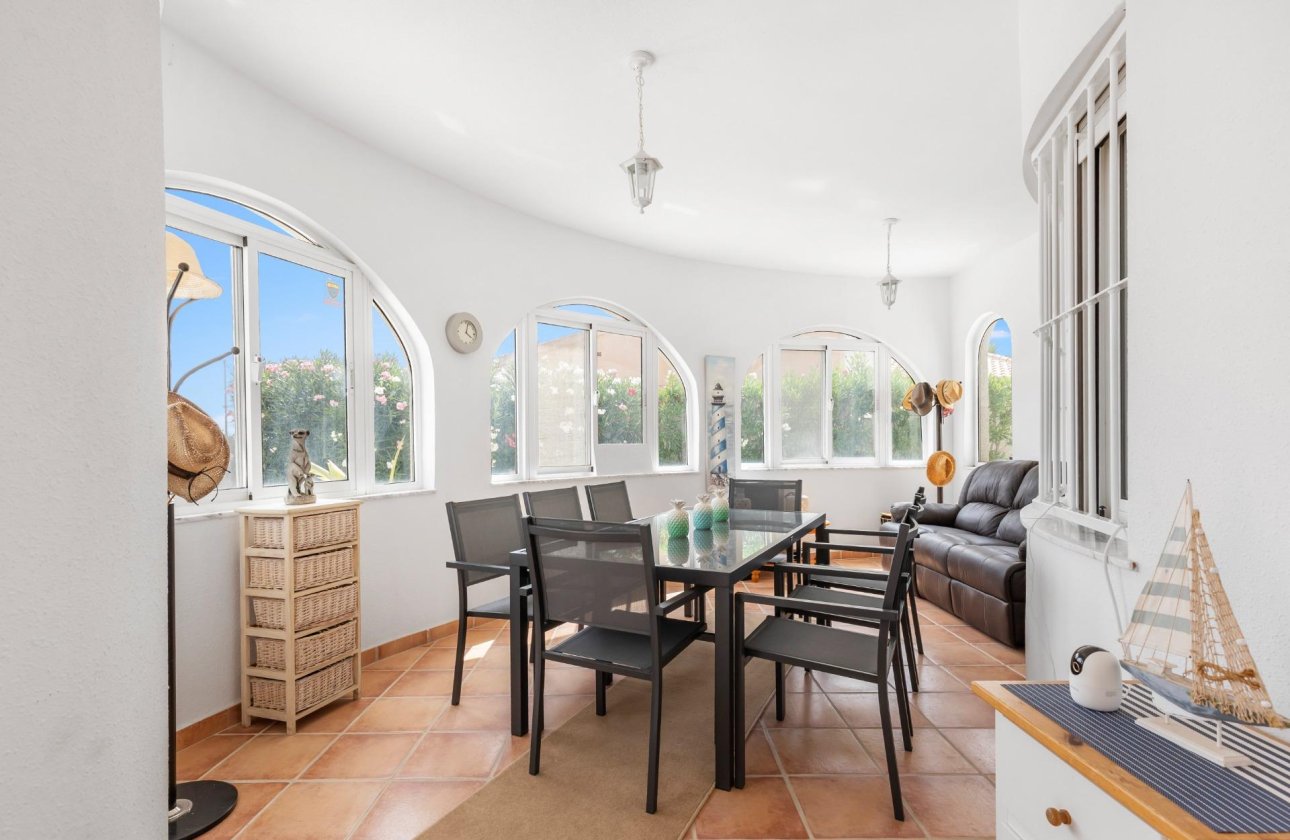 Herverkoop - Villa -
San Fulgencio - Urb. La Marina