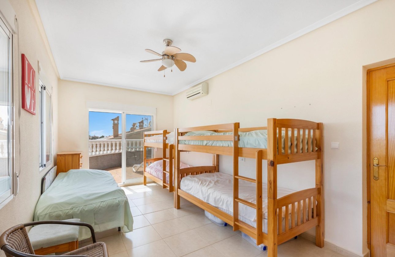 Herverkoop - Villa -
San Fulgencio - Urb. La Marina