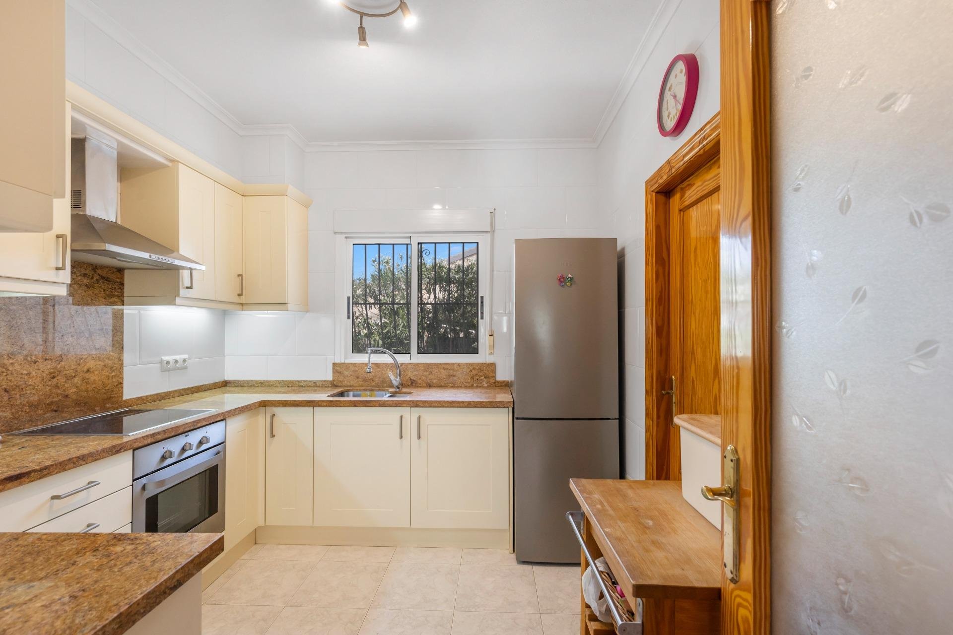 Herverkoop - Villa -
San Fulgencio - Urb. La Marina