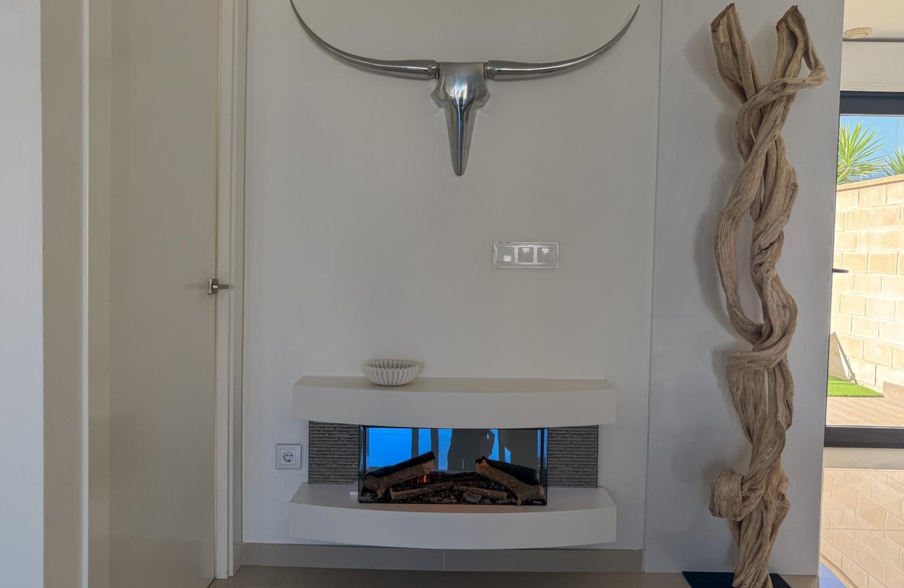 Herverkoop - Villa -
San Miguel de Salinas - Bellavista