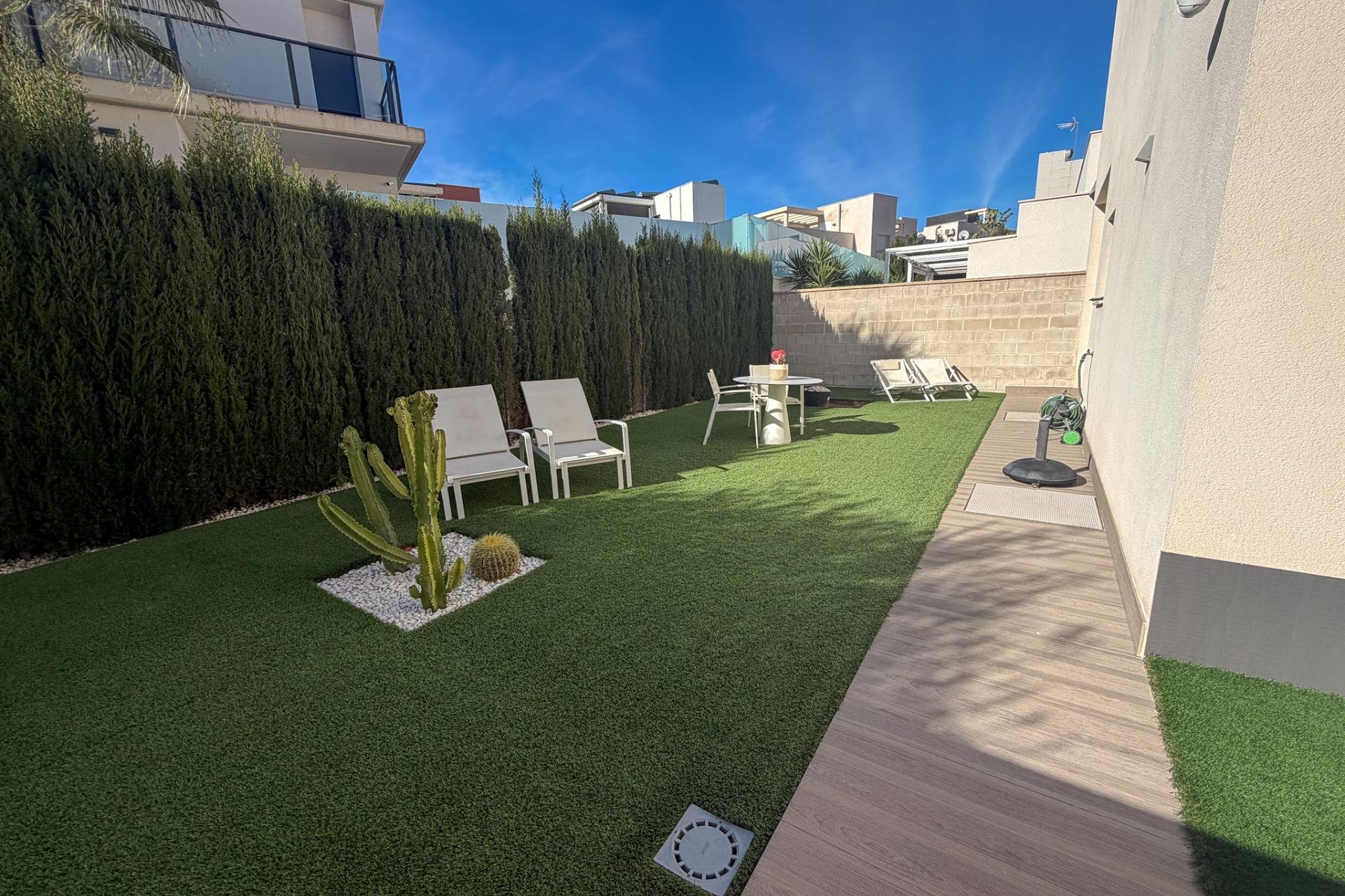 Herverkoop - Villa -
San Miguel de Salinas - Bellavista