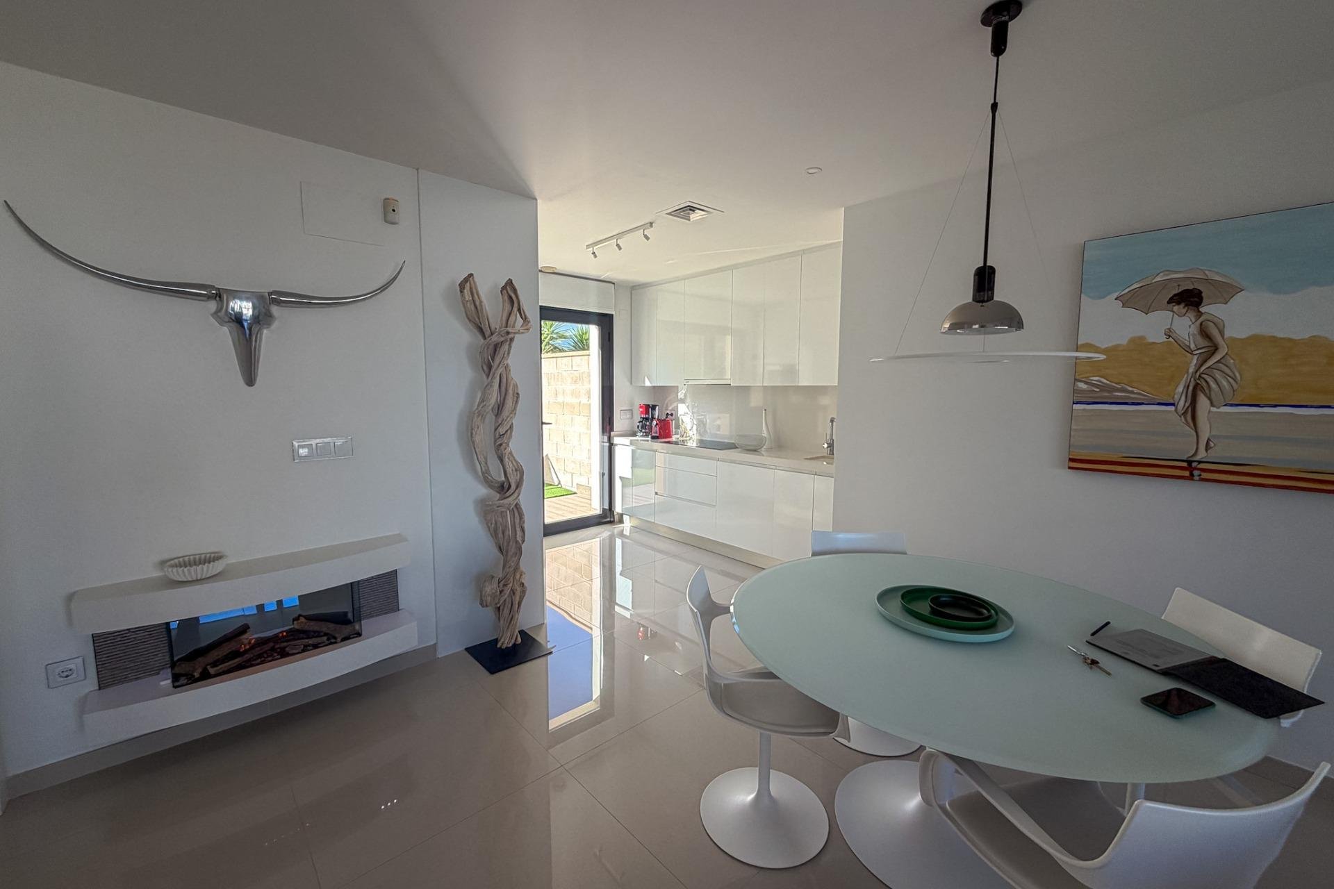 Herverkoop - Villa -
San Miguel de Salinas - Bellavista