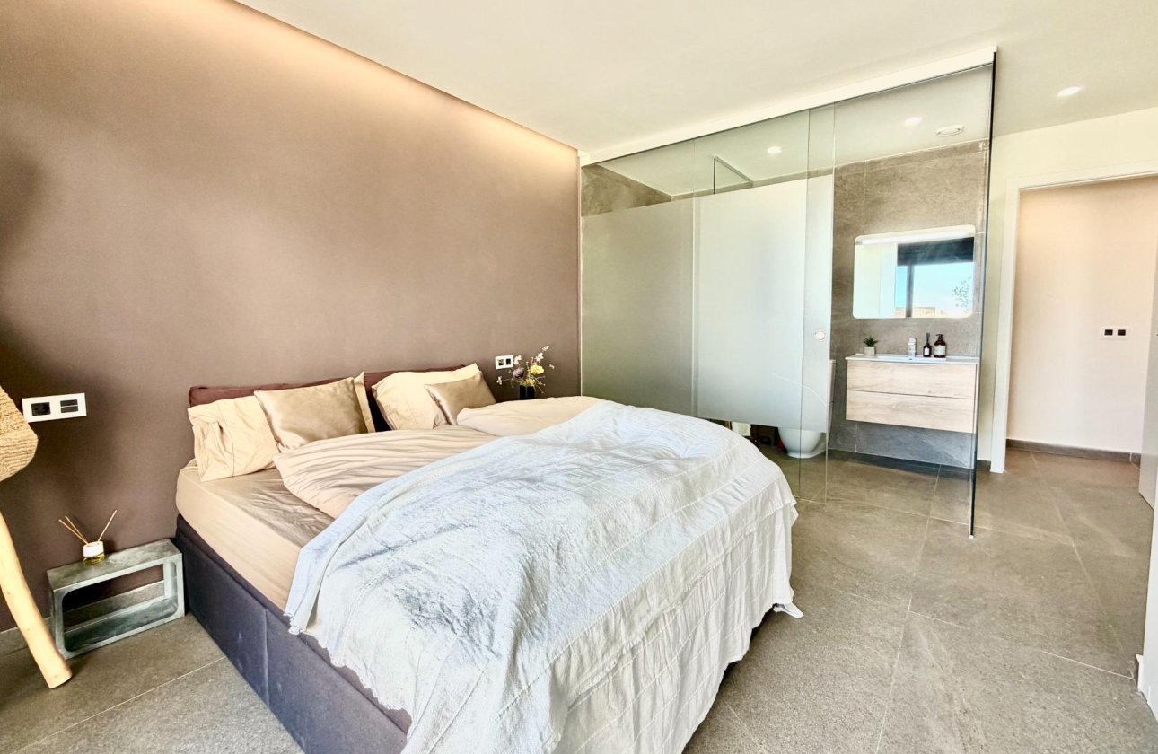 Herverkoop - Villa -
San Miguel de Salinas - Bellavista