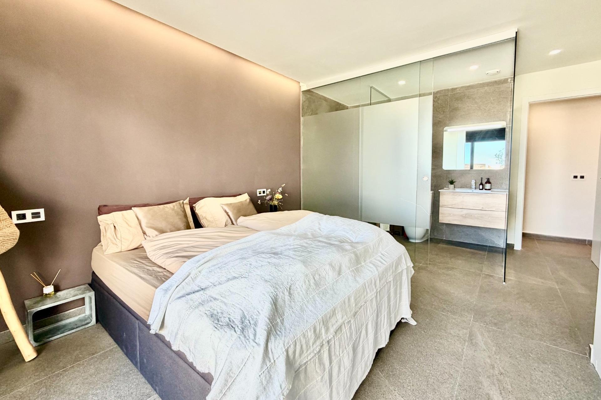 Herverkoop - Villa -
San Miguel de Salinas - Bellavista