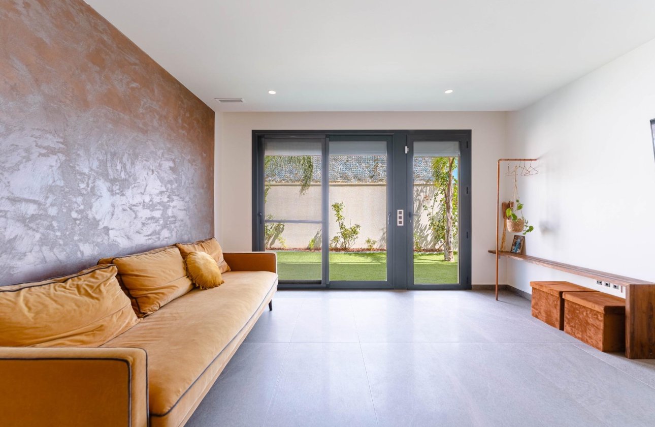 Herverkoop - Villa -
San Miguel de Salinas - Bellavista