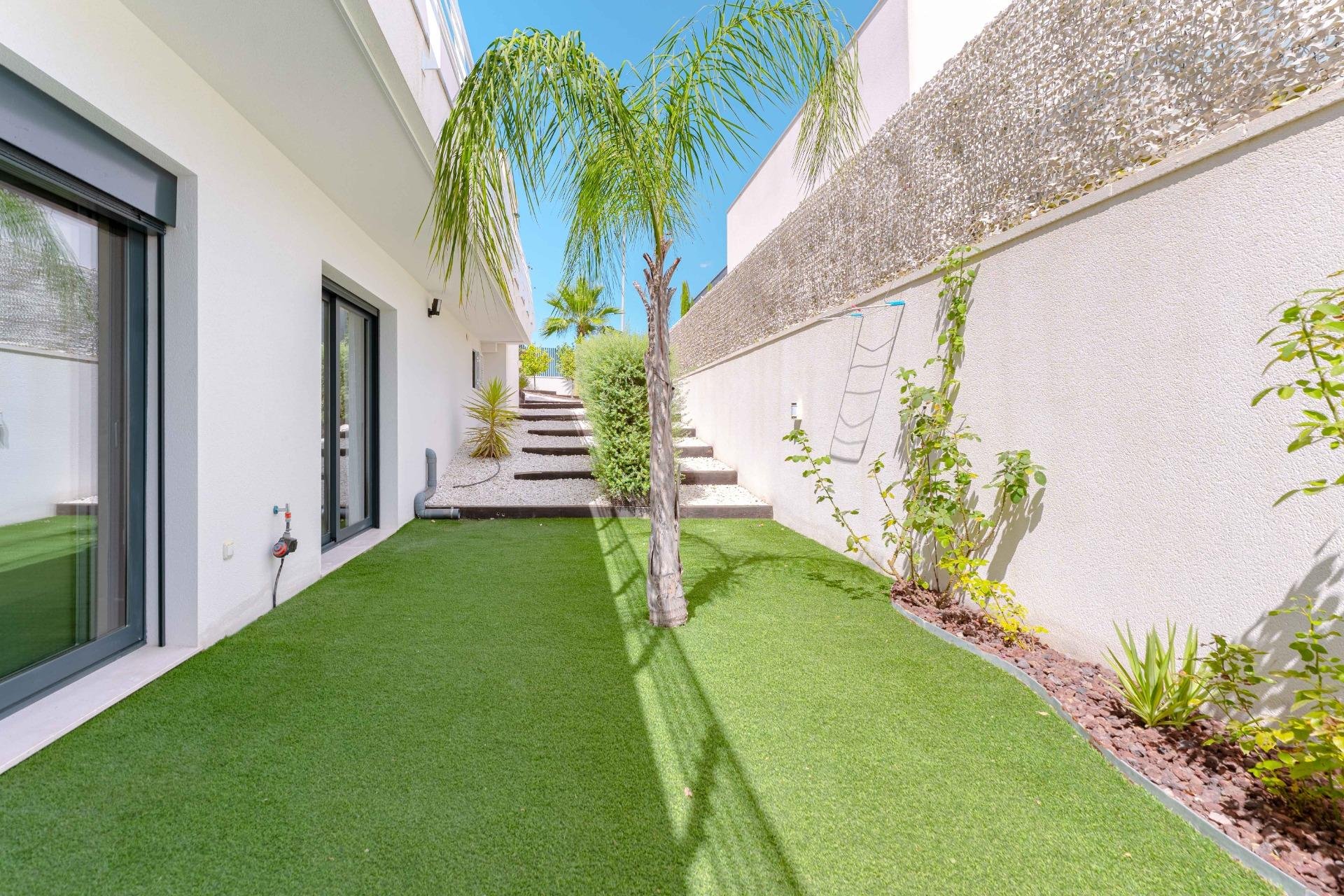 Herverkoop - Villa -
San Miguel de Salinas - Bellavista