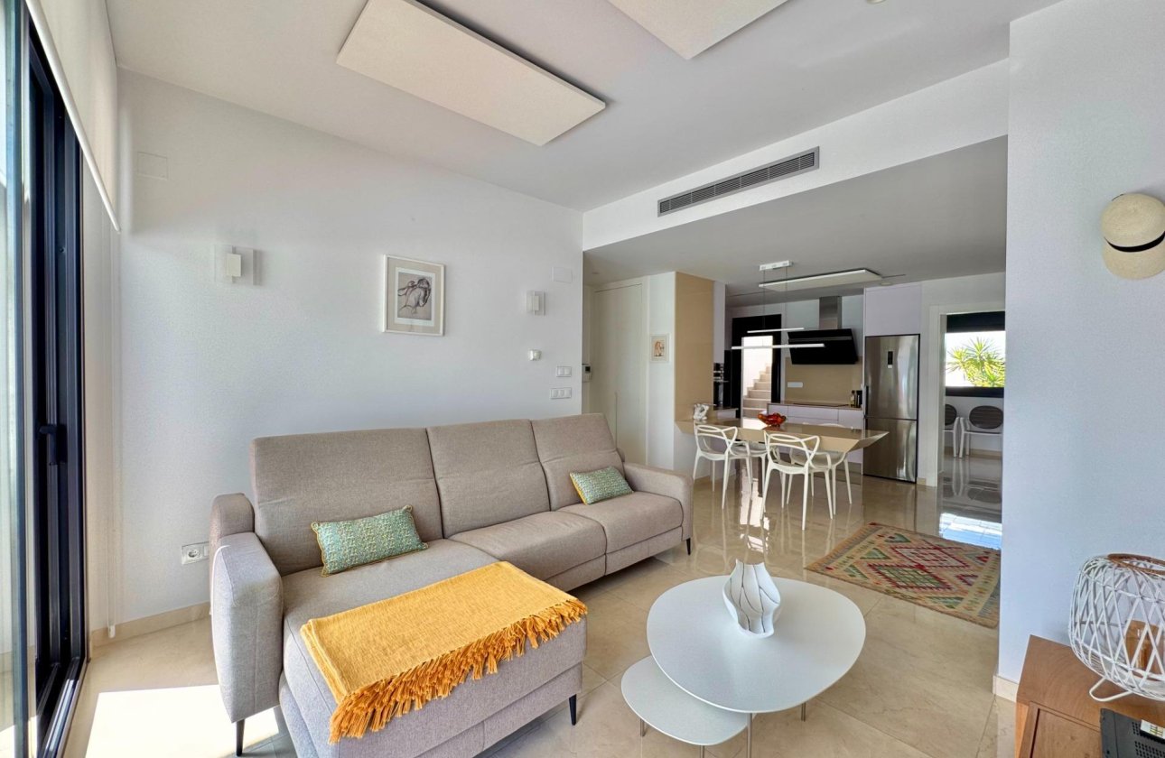 Herverkoop - Villa -
San Miguel de Salinas - Bellavista