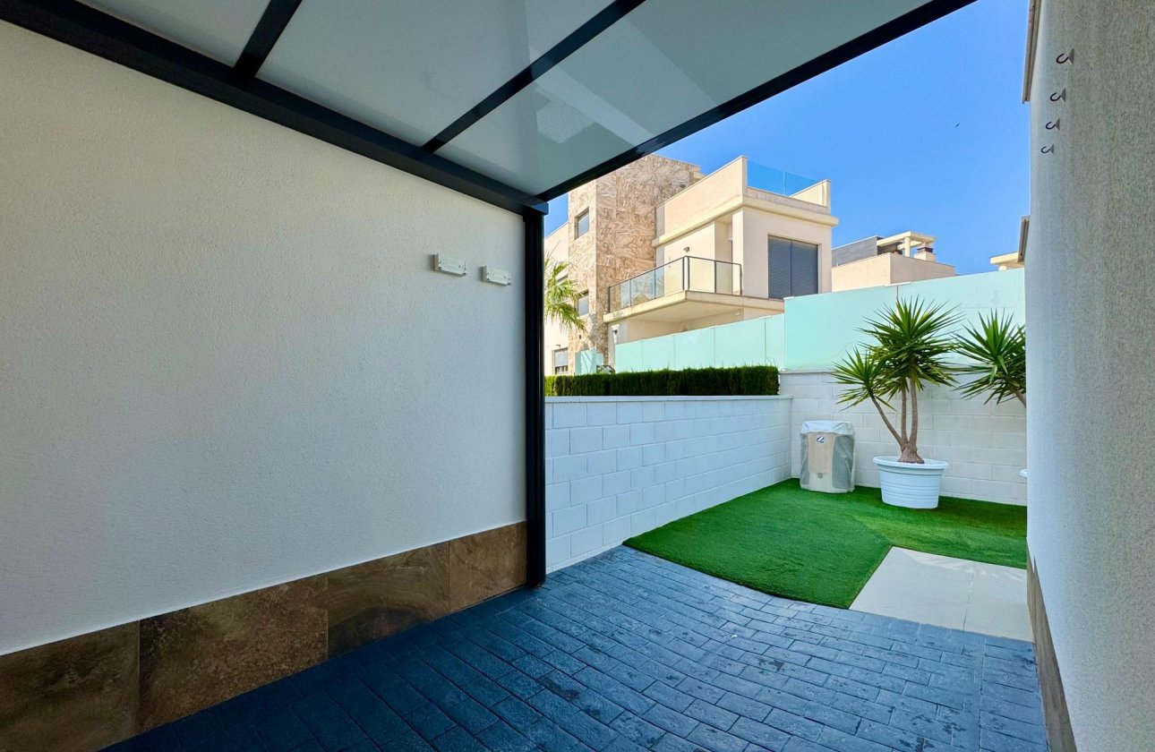 Herverkoop - Villa -
San Miguel de Salinas - Bellavista