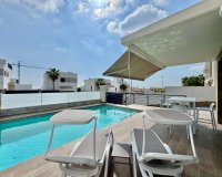 Herverkoop - Villa -
San Miguel de Salinas - Bellavista